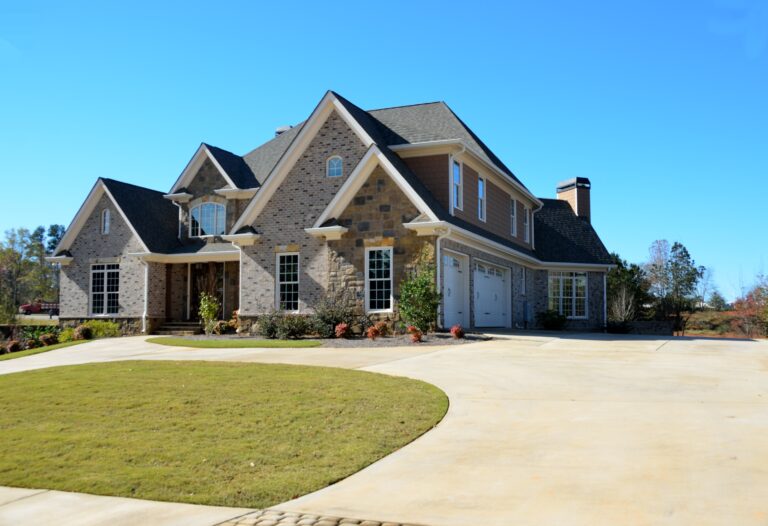 A house sits outside in the blazing heat.